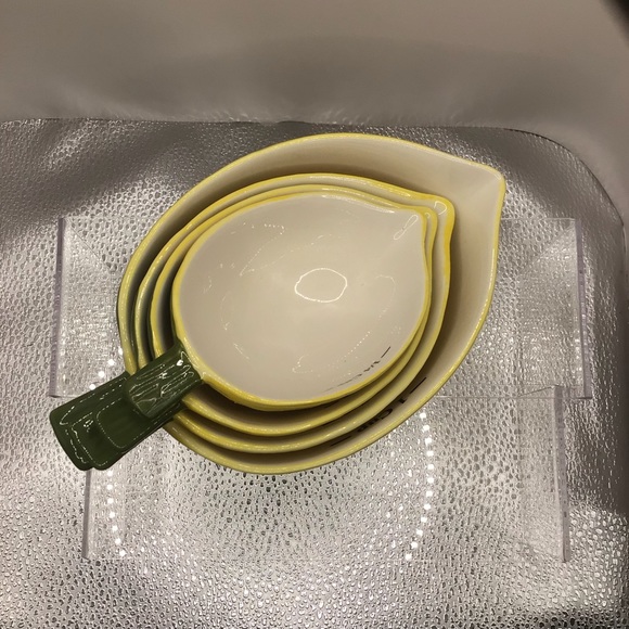 Nesting Measure Cups, Lemons, 4 Total - Picture 16 of 16
